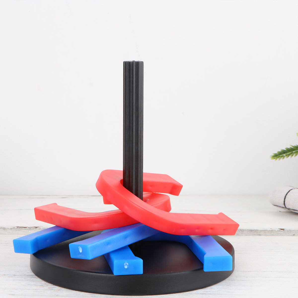 Horseshoe Game Set - ชุดเกมโยนห่วงพลาสติกทรงเกือกม้า 18 ชิ้น จับถนัดมือ สำหรับเด็กเล็กและเด็กโต เหมาะสำหรับกิจกรรมการเรียนรู้ทั้งในร่มและกลางแจ้ง